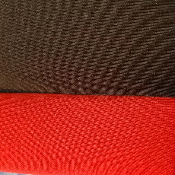 ❗$1 Bundled❗DOTS Red and Black Bodycon Dress with Flare on Hips - Picture 4 of 5